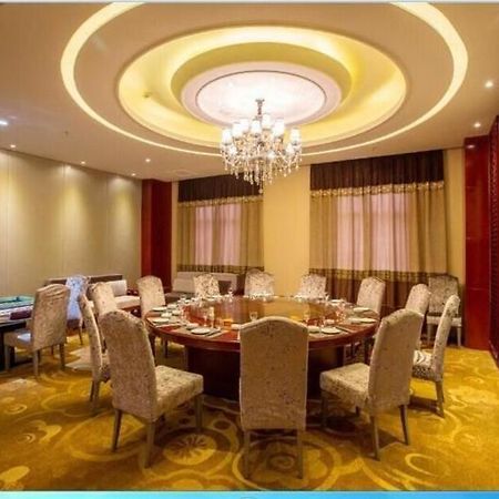 ييتشانغ Jindongshan Taohualing Hotel المظهر الخارجي الصورة