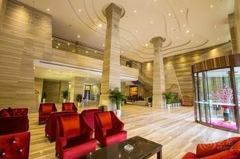 ييتشانغ Jindongshan Taohualing Hotel المظهر الخارجي الصورة